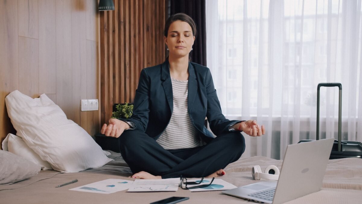 How Does Mindfulness Meditation Work?